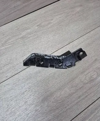 Land Rover Discovery Sport Front bumper mounting bracket FK7217E763AC