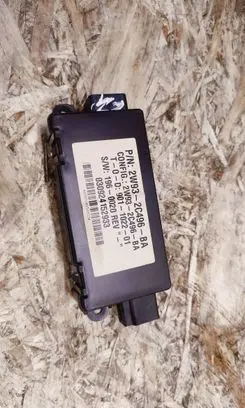 Jaguar XJ X350 Hand brake control module 2W932C496BA