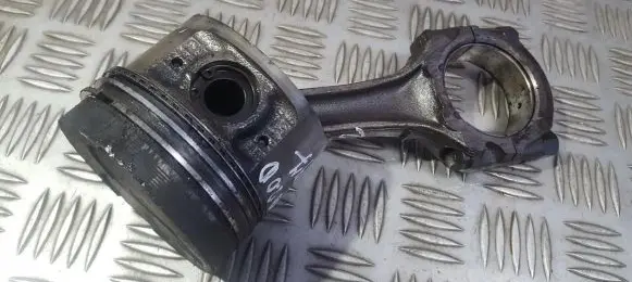 Piston with connecting rod