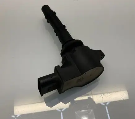 High voltage ignition coil