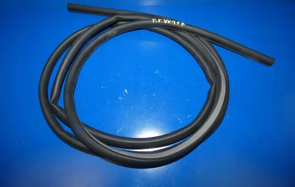 Mercedes-Benz A W177 Front door glass trim molding 