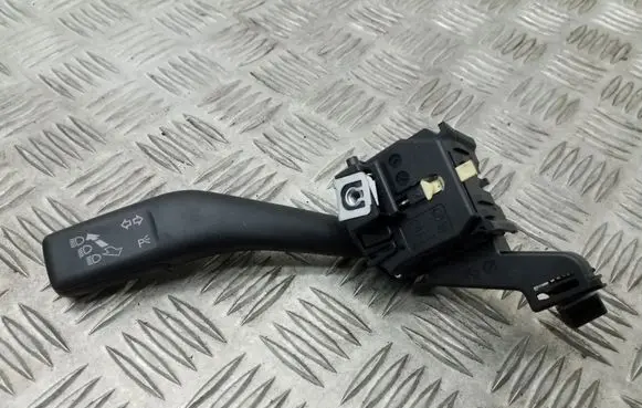 Volkswagen Golf V Indicator stalk 1K0953513E
