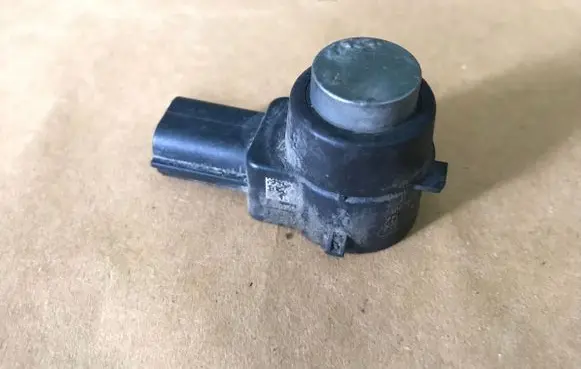 Opel Insignia A Parking PDC sensor 13300715