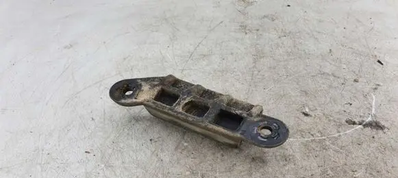 Chrysler Pacifica Radiator mount bracket NOCODE