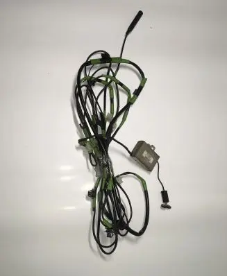 Mitsubishi Pajero Aerial antenna amplifier 8723A091 CH108082