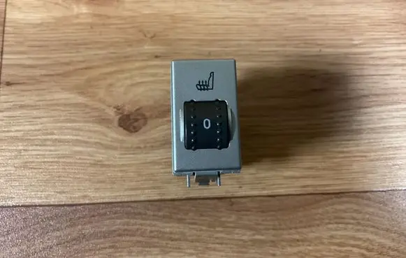 Ford Focus Seat heating switch 8V4T19K314AA