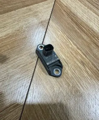 Mercedes-Benz S W221 Acceleration sensor 0045423518
