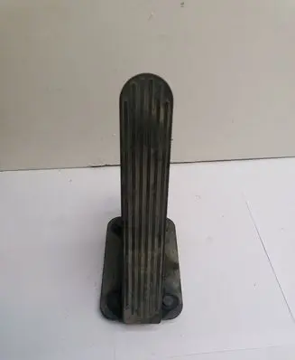 Smart ForTwo I Accelerator throttle pedal 0002245V017 0280752226