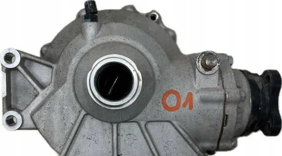 Hyundai Genesis Gearbox transfer box case 473004E000
