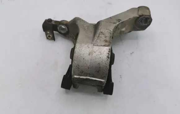 Honda Accord Engine mounting bracket NOCODE