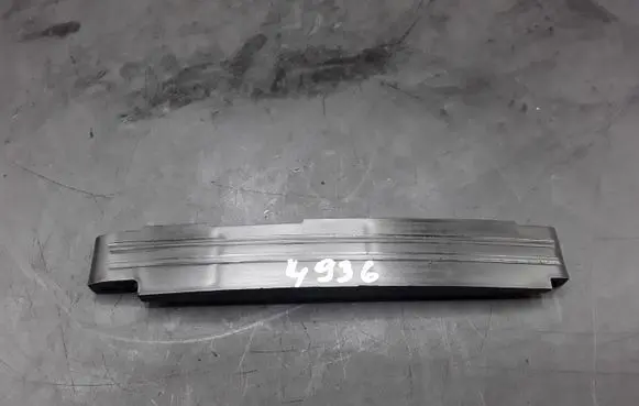 Nissan Navara D40 Slide rail for timing chain NOCODE