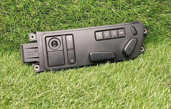 Volkswagen Touareg I Seat control switch 7L6959765B 03480740