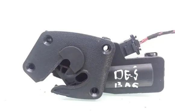 Skoda Superb B6 (3T) Tailgate/trunk/boot lock/catch/latch 3T0827300B