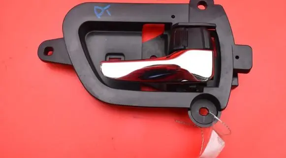 Mitsubishi Outlander Front door interior handle MN105360