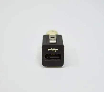BMW 5 F10 F11 USB socket connector 9167196