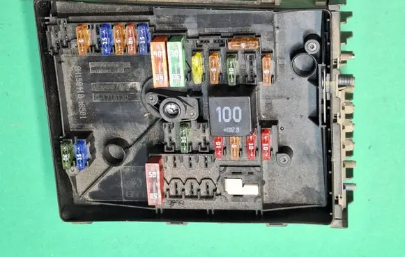 Fuse box set
