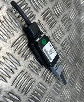 Land Rover Range Rover Velar USB control unit FW9319010AB 2017W117
