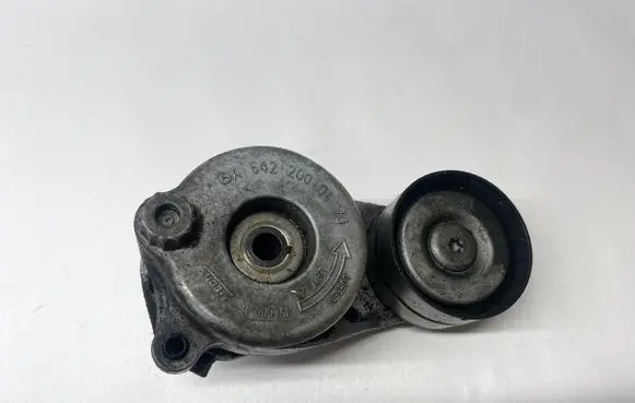 Mercedes-Benz S W221 Generator/alternator belt tensioner A6422000470 6422000470