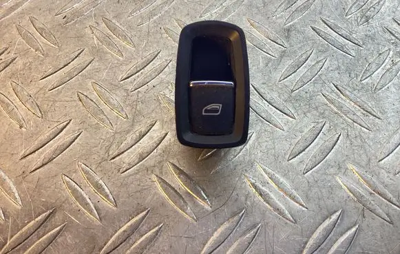 Porsche Cayenne (92A) Electric window control switch 7PP959855B