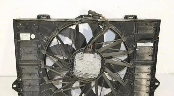 Porsche Panamera (970) Radiator cooling fan shroud 97010606106