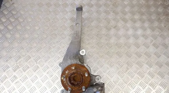Jaguar XF X250 Front wheel hub