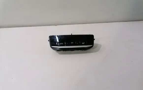 BMW 3 G20 G21 Interior fan control switch 9493012