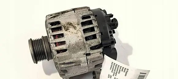Volkswagen PASSAT B8 Generator/alternator 05L903026C