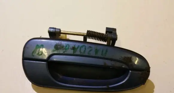 Mazda 626 Front door exterior handle
