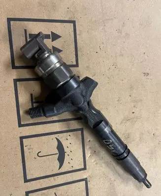 Toyota Land Cruiser (J150) Fuel injector 2367030400 07M42240