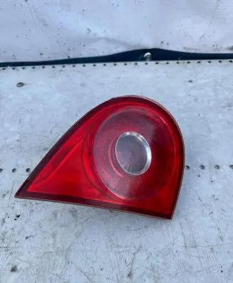 Volkswagen Golf V Tailgate rear/tail lights 1K6945107C