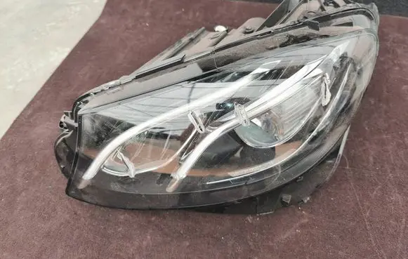 Mercedes-Benz E W213 Headlight/headlamp A2139066501