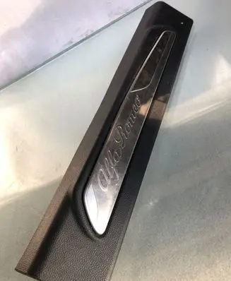 Alfa Romeo Giulia Front sill trim cover 156107572