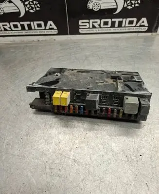 Mercedes-Benz CLK A209 C209 Fuse module 2095450301