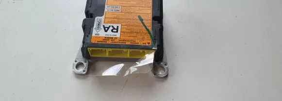 Nissan Leaf I (ZE0) Airbag control unit/module