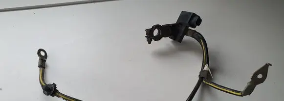 Mitsubishi Outlander Negative earth cable (battery)