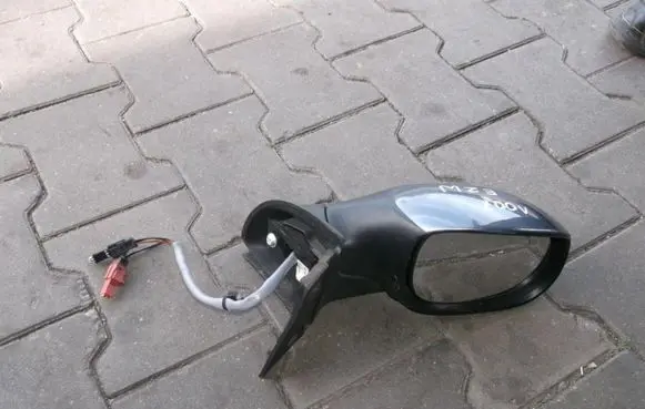 Peugeot 1007 Front door electric wing mirror