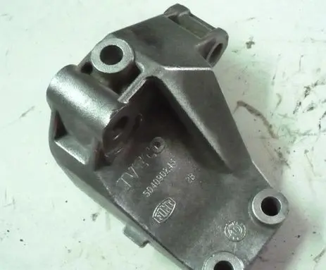 Fiat Ducato Engine mounting bracket 504090245