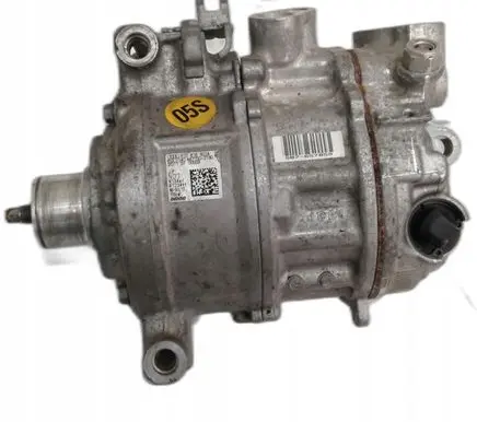 Audi A8 S8 D4 4H Air conditioning (A/C) compressor (pump) 8T0816803A
