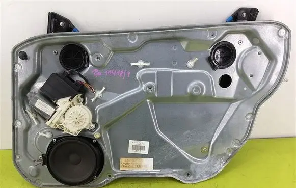 Seat Ibiza III (6L) Front door window regulator with motor 6L4837752DJ