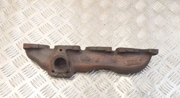 Opel Insignia A Exhaust manifold 55565985 14330472