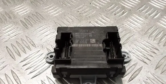 Land Rover Discovery Sport Door control unit/module HK8314D617BB