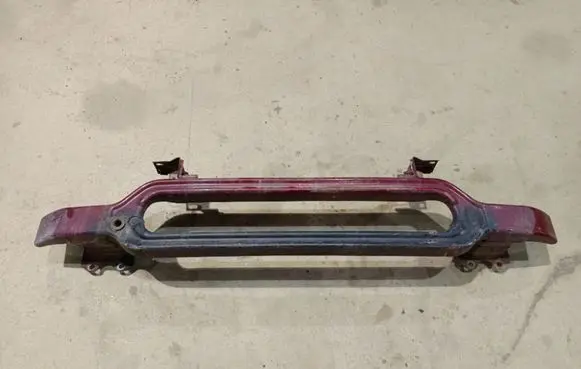 Peugeot 407 Front bumper cross member 