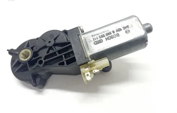 Jeep Grand Cherokee (WK) Seat adjustment motor 820648094 0390203212