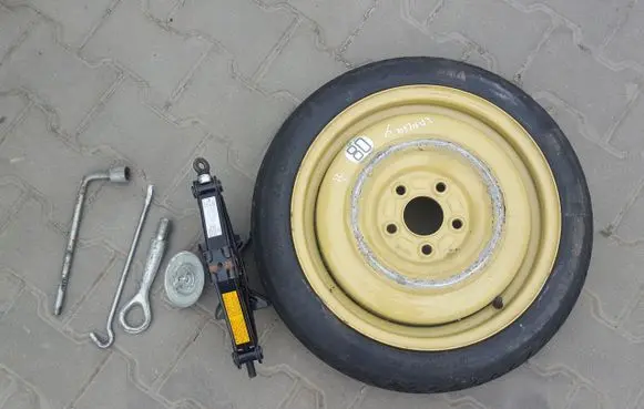 Mitsubishi FTO Lift Jack 5X114