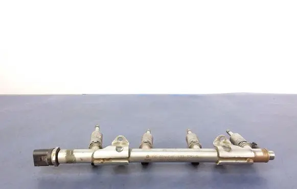 Skoda Octavia Mk3 (5E) Fuel main line pipe 04E133320D