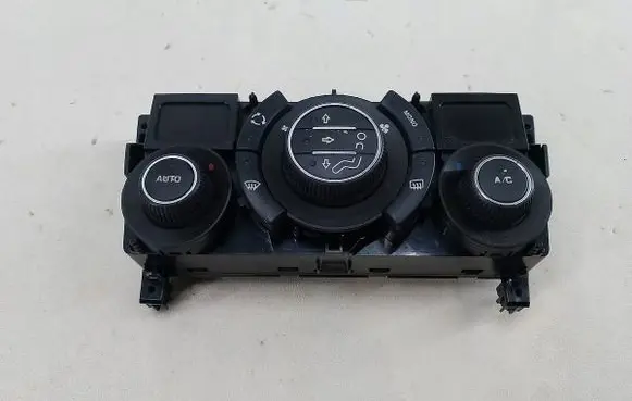 Peugeot 308 Climate control/heater control trim 96558144XTVALEO