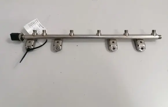 BMW 3 E90 E91 Fuel main line pipe 7570779