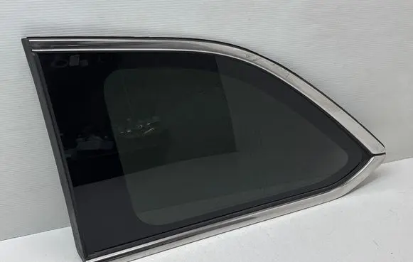 Toyota Highlander XU50 Rear side window 43R001956 M130