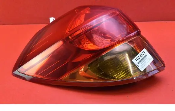 Subaru Legacy Rear/tail lights 22020792