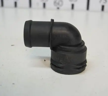 Volkswagen Tiguan Engine coolant pipe/hose 5N0122291A